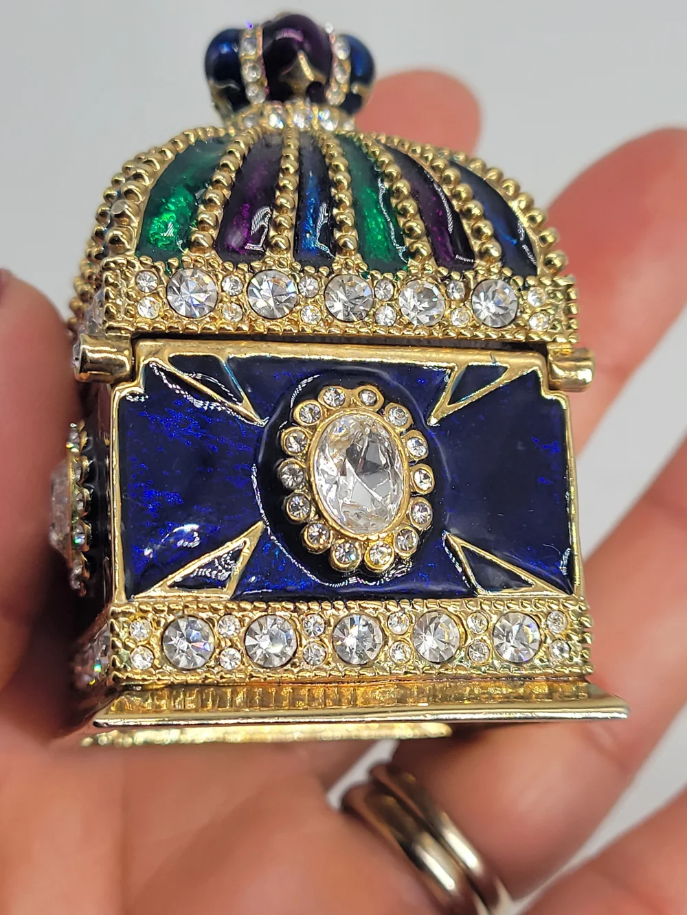 Miniature Enameled Trinket Box Coronation Carriage